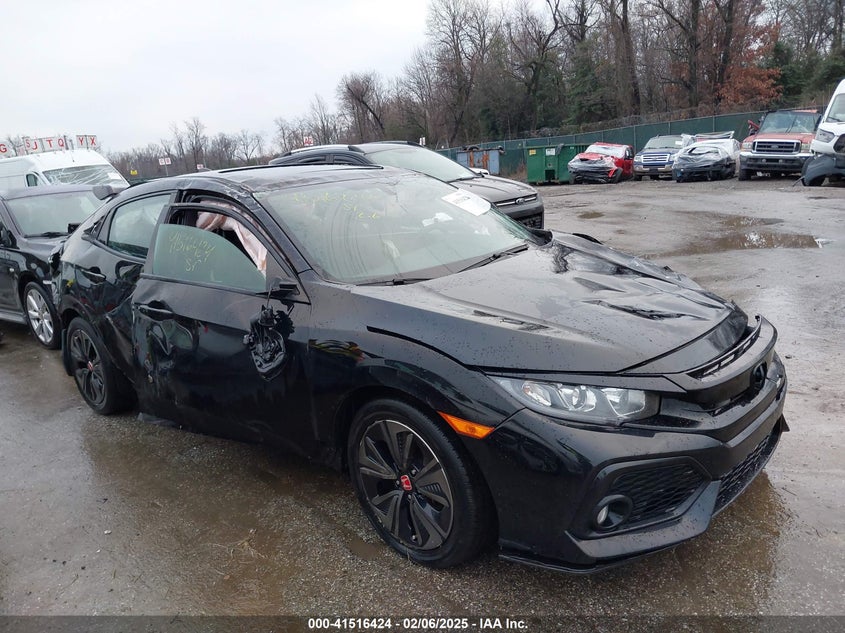2018 HONDA CIVIC VIN: SHHFK7H53JU413531