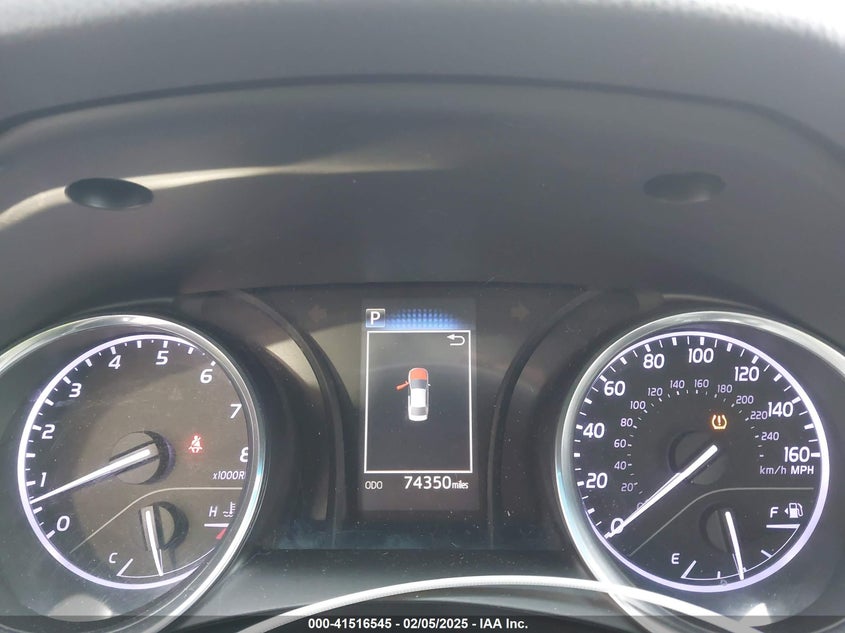 2018 TOYOTA CAMRY VIN: 4T1B11HK9JU643308