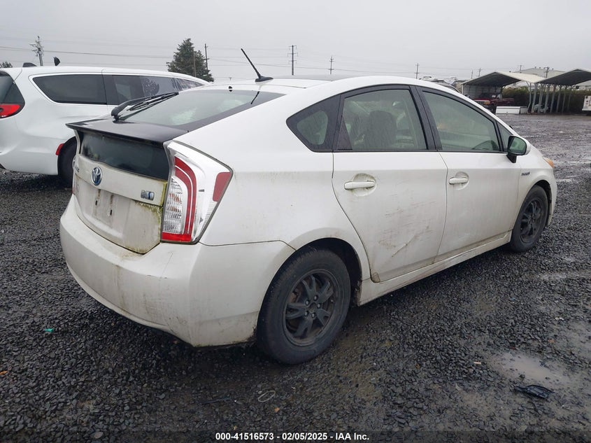 2012 TOYOTA PRIUS VIN: JTDKN3DU2C5518109