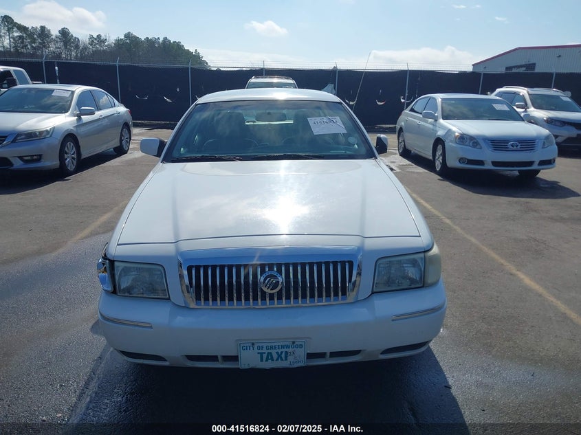 2011 MERCURY GRAND MARQUIS VIN: 2MEBM7FV5BX604624