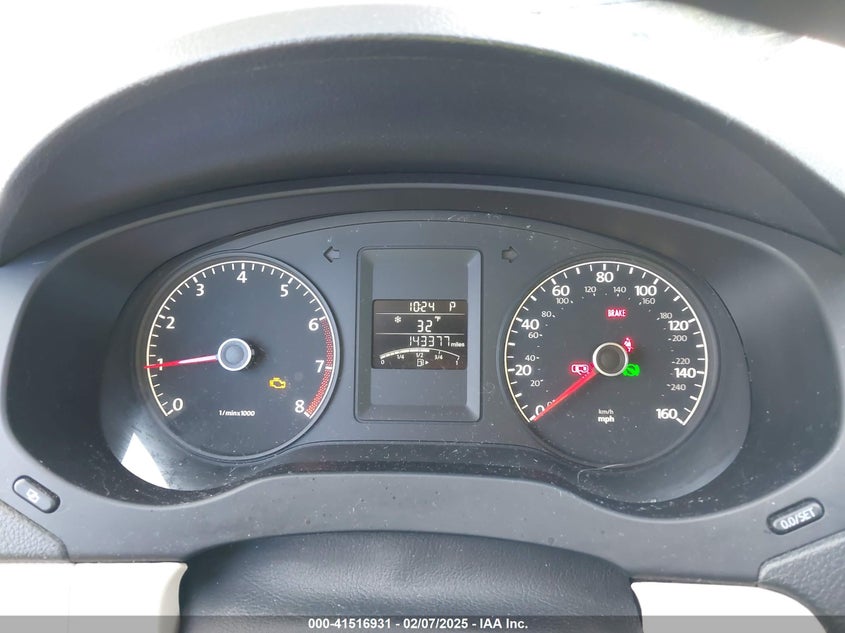 2011 VOLKSWAGEN JETTA VIN: 3VWDZ7AJ3BM397322