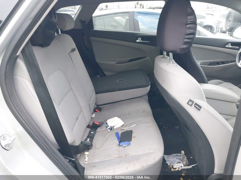 2019 HYUNDAI TUCSON SE - KM8J23A43KU926918