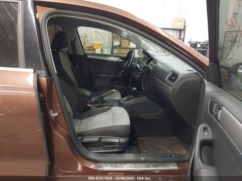 2017 VOLKSWAGEN JETTA VIN: 3VW2B7AJ6HM408883