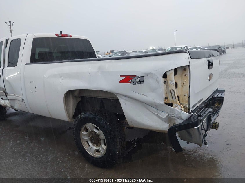 2010 CHEVROLET SILVERADO 2500HD VIN: 1GC5KXBG0AZ245834