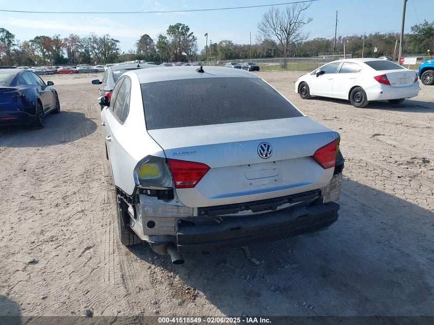 2014 VOLKSWAGEN PASSAT VIN: 1VWAT7A35EC073266