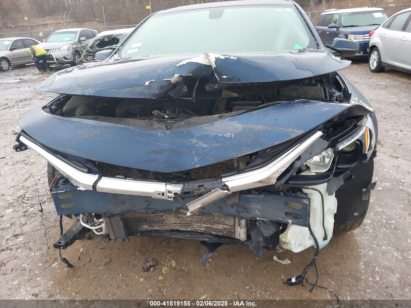 2019 CHEVROLET MALIBU VIN: 1G1ZD5ST3KF116978