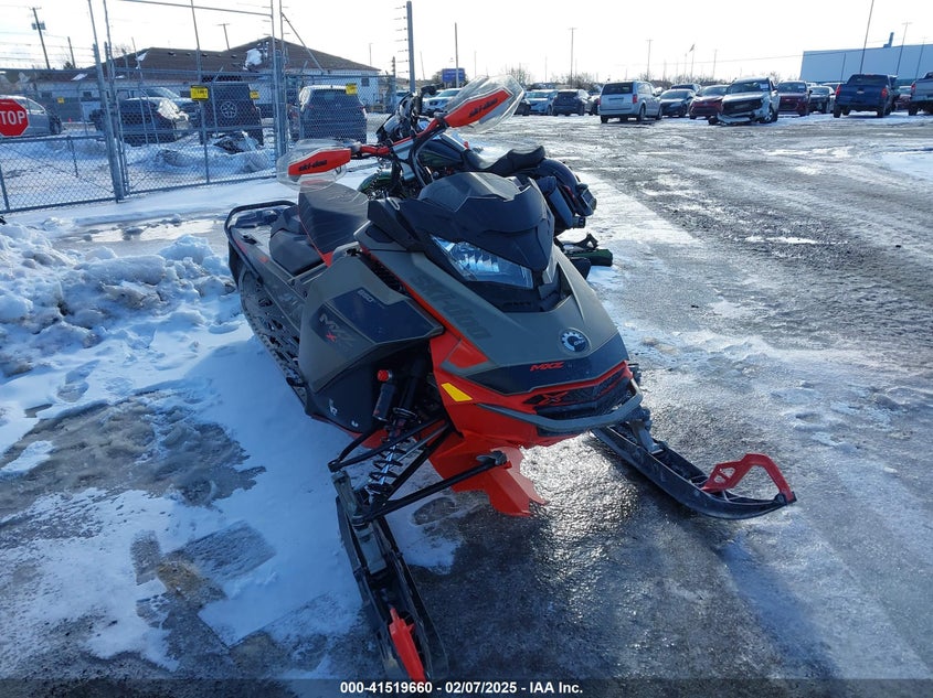 2021 SKI-DOO MX ZX XRS  (VIN: 2BPSMXMT4MV000015)