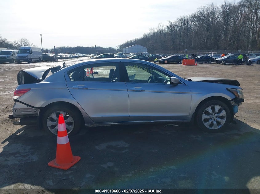 2008 HONDA ACCORD VIN: 1HGCP368X8A081975