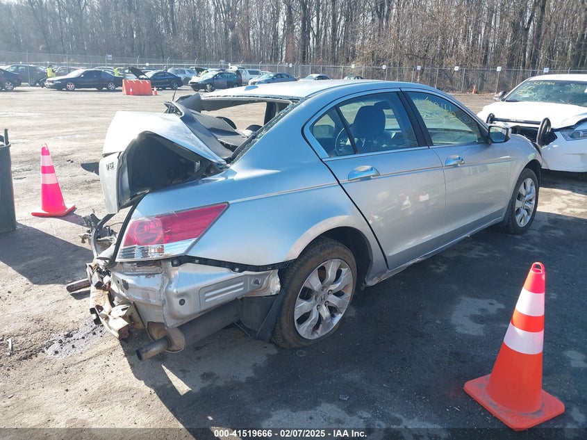 2008 HONDA ACCORD VIN: 1HGCP368X8A081975