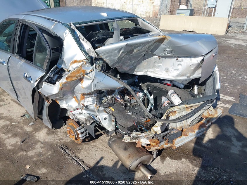 2008 HONDA ACCORD VIN: 1HGCP368X8A081975