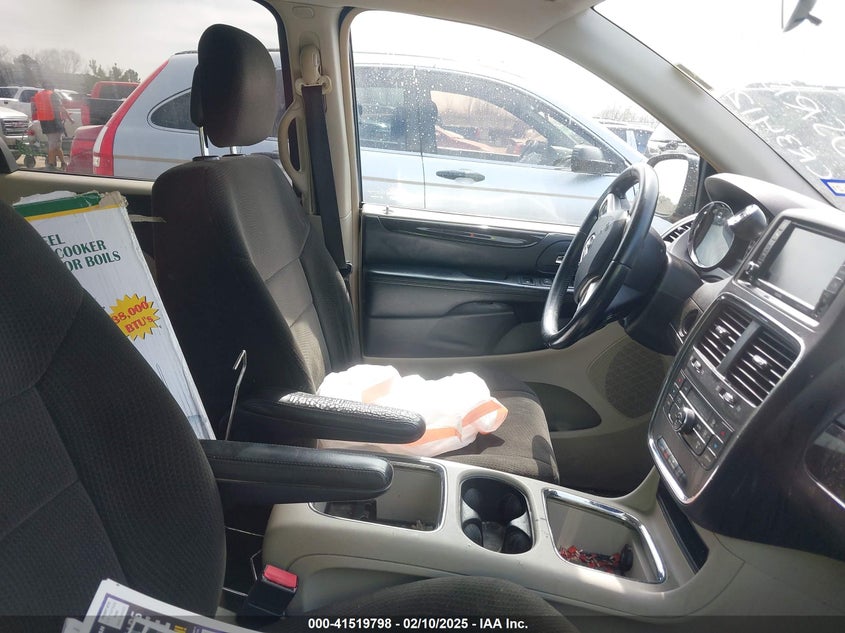 2012 DODGE GRAND CARAVAN VIN: 2C4RDGDG0CR341288