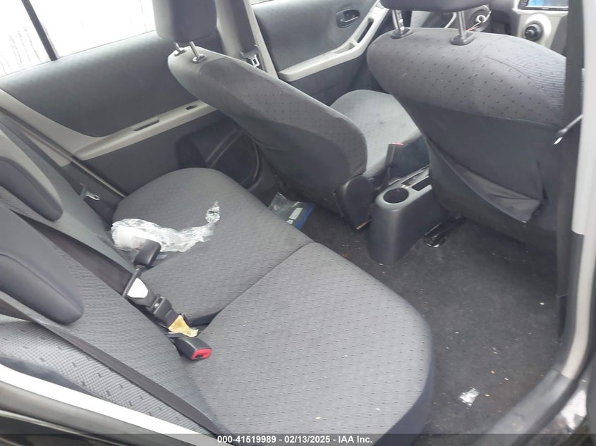 2011 TOYOTA YARIS VIN: JTDKT4K36B5334649