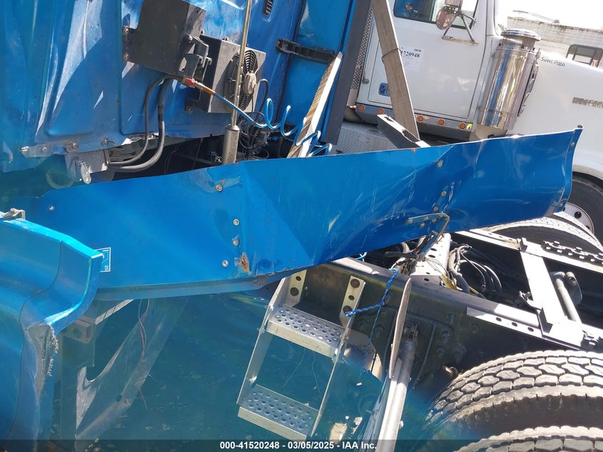 2014 International Prostar VIN: 3HSDJAPR2EN071747 Lot: 41520248