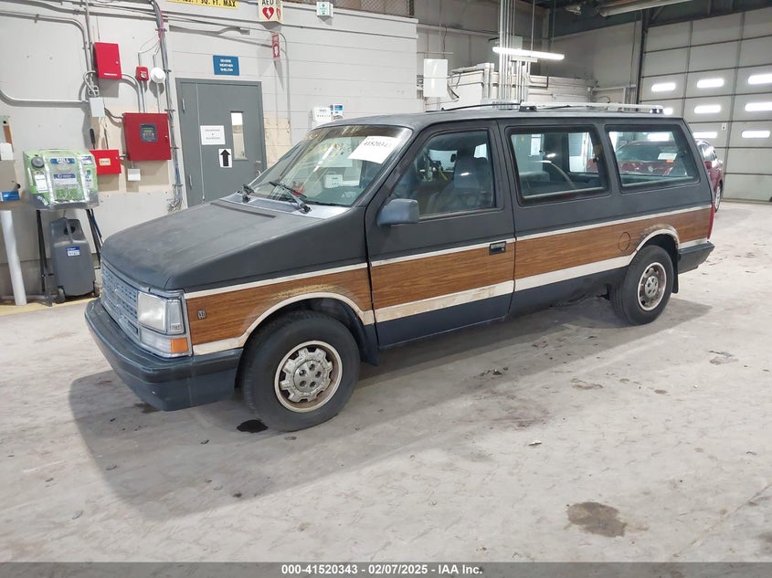 1B4FK54R8LX287039 1990 DODGE CARAVAN photo no. 2