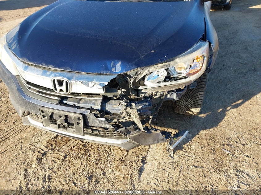 2017 HONDA ACCORD VIN: 1HGCR2F13HA068766
