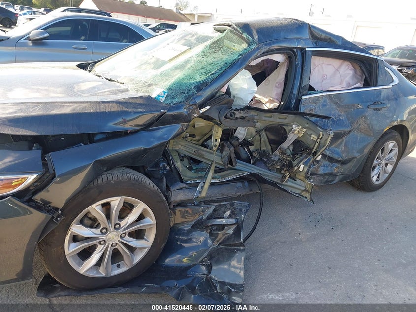 2019 CHEVROLET MALIBU LT - 1G1ZD5ST4KF113328