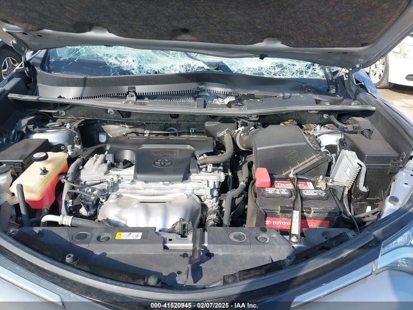 2018 TOYOTA RAV4 ADVENTURE/XLE - JTMWFREV5JD123725