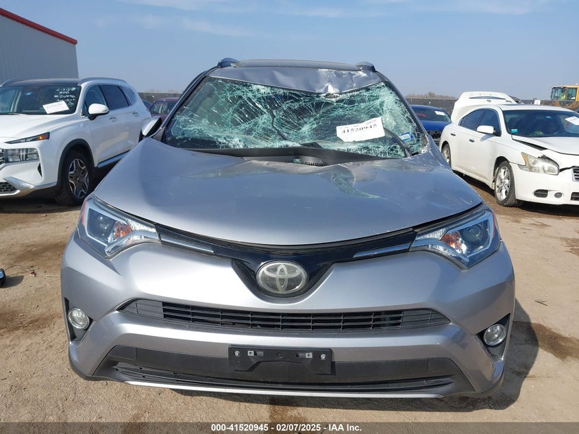 2018 TOYOTA RAV4 ADVENTURE/XLE - JTMWFREV5JD123725