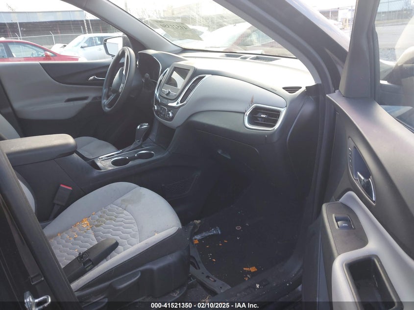 2019 CHEVROLET EQUINOX VIN: 2GNAXSEV1K6105325