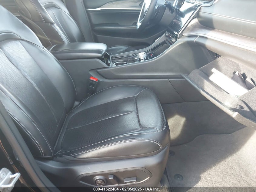 2023 JEEP GRAND CHEROKEE L OVERLAND 4X4 - 1C4RJKDG4P8737446