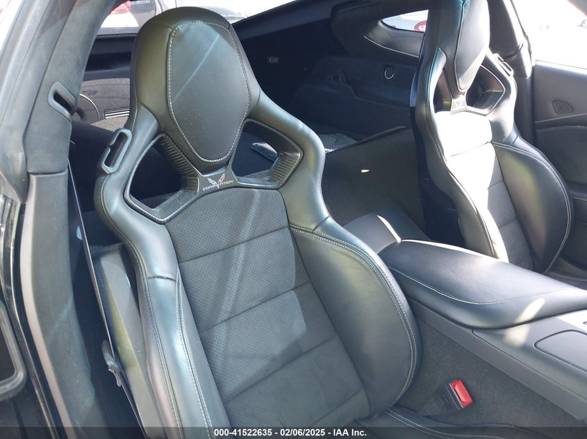 2015 CHEVROLET CORVETTE VIN: 1G1YM2D7XF5117664