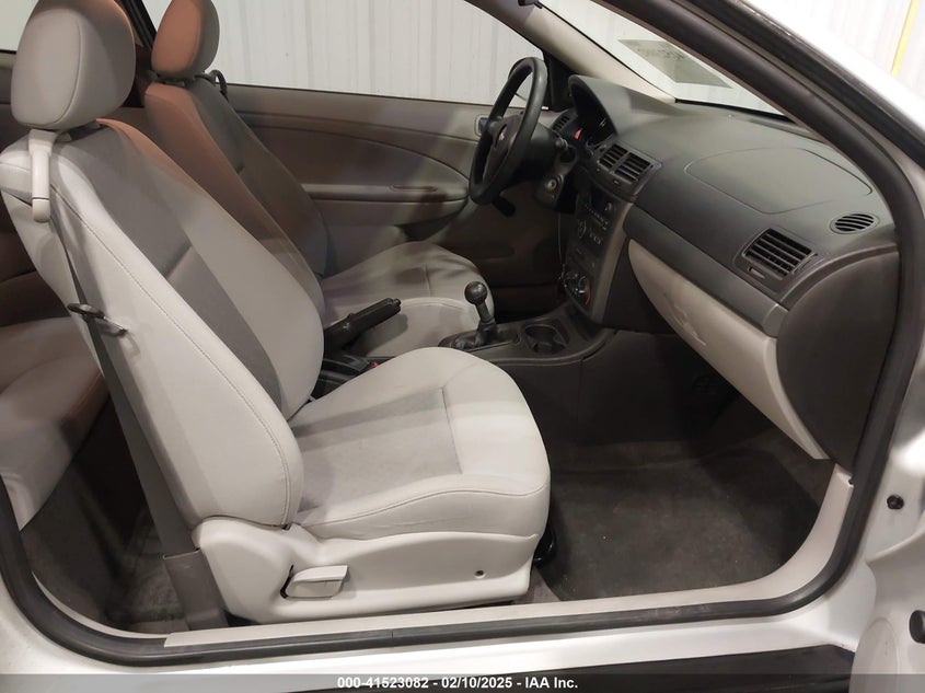 2007 CHEVROLET COBALT VIN: 1G1AK15F777281841