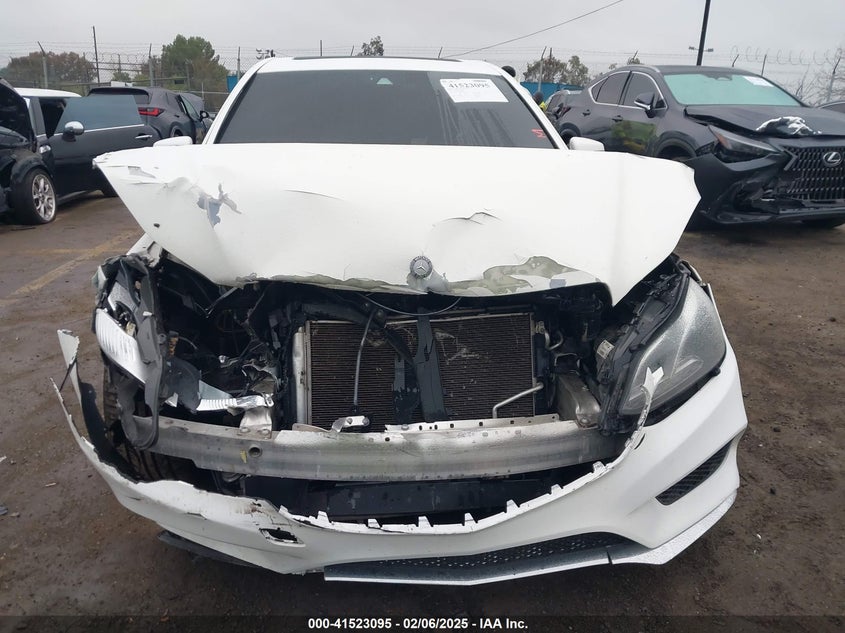 2014 MERCEDES-BENZ E 350 - WDDHF5KB8EB031284