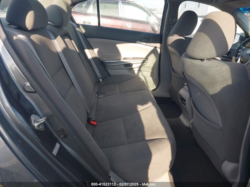 2010 HONDA ACCORD VIN: 1HGCP2F77AA002026