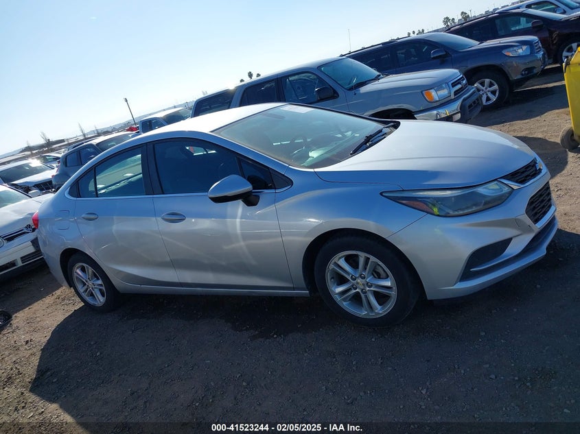 2018 CHEVROLET CRUZE VIN: 1G1BE5SM7J7106373