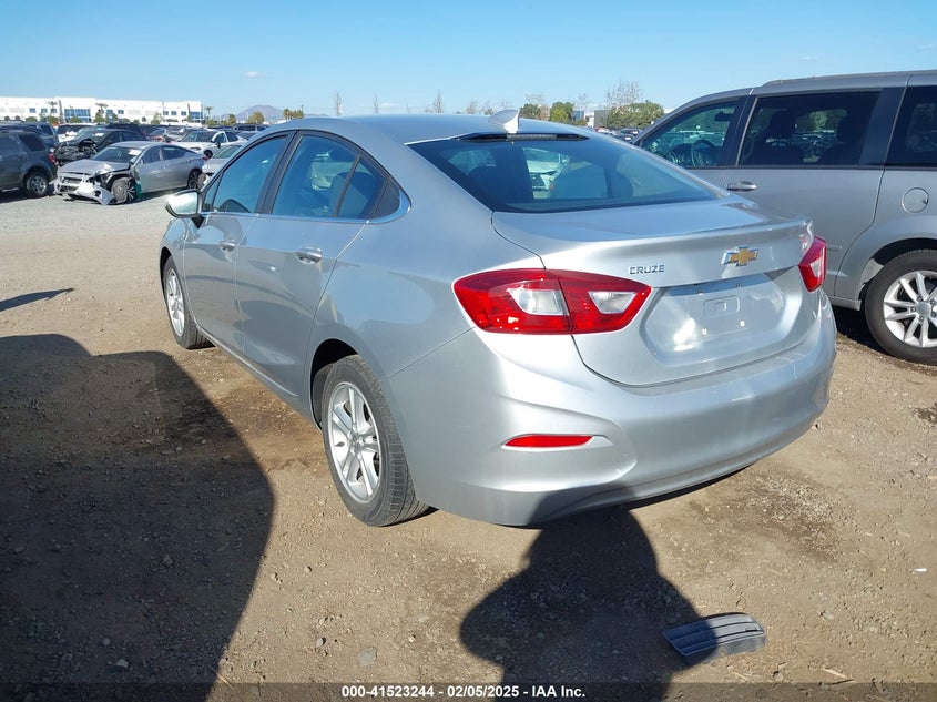 2018 CHEVROLET CRUZE VIN: 1G1BE5SM7J7106373