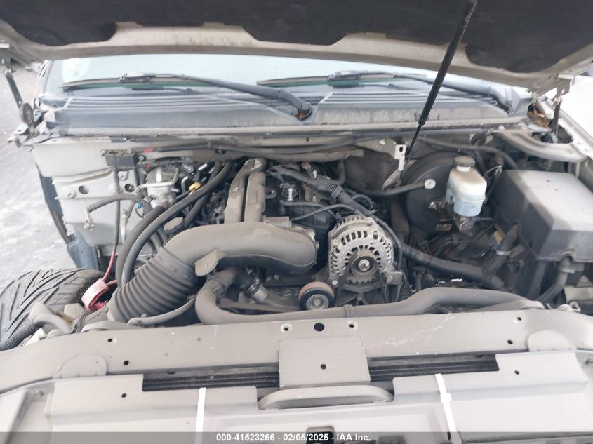 2007 GMC Yukon Denali VIN: 1GKFK63877J334091 Lot: 41523266