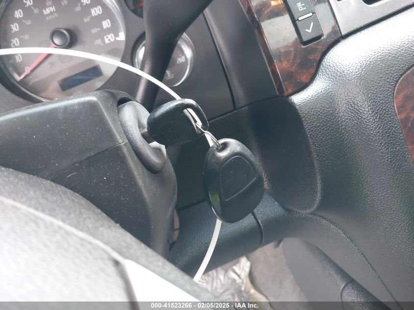 2007 GMC Yukon Denali VIN: 1GKFK63877J334091 Lot: 41523266