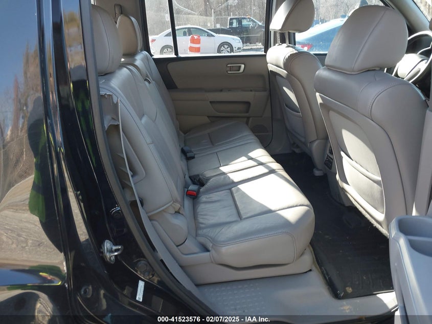 2014 HONDA PILOT EX-L - 5FNYF4H68EB036500