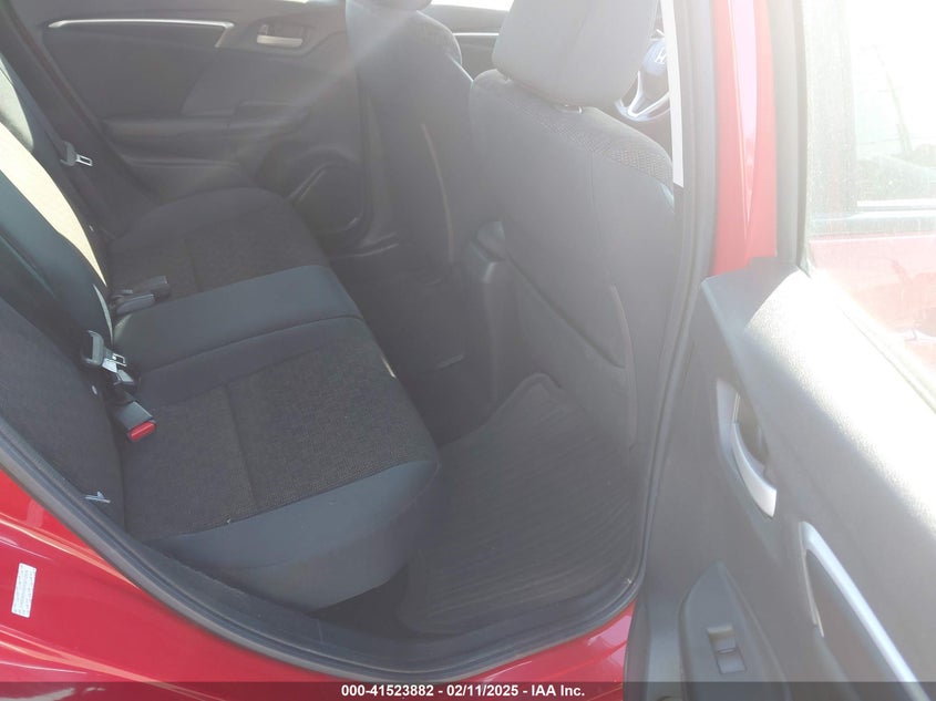 2017 HONDA FIT LX - JHMGK5H50HS012878