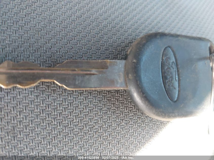 2005 Ford F-150 Fx4/Lariat/Xl/Xlt VIN: 1FTPX14545FA10363 Lot: 41523898