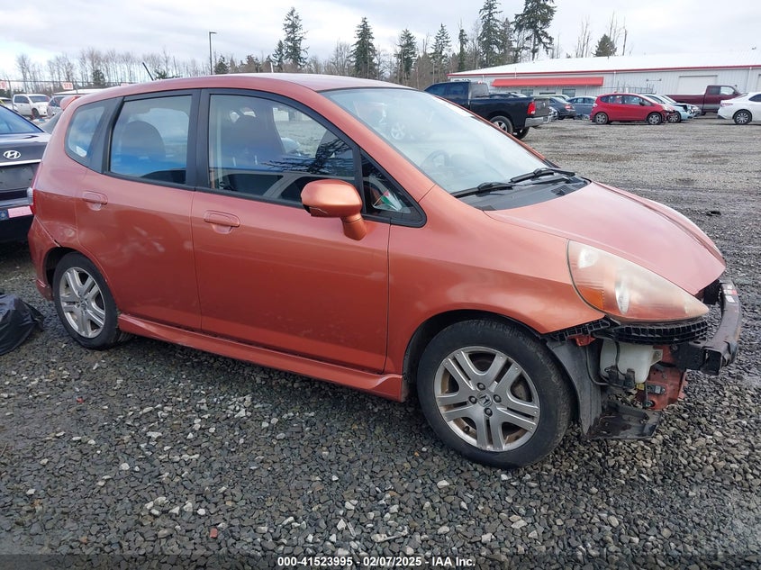 2008 HONDA FIT VIN: JHMGD38678S015462