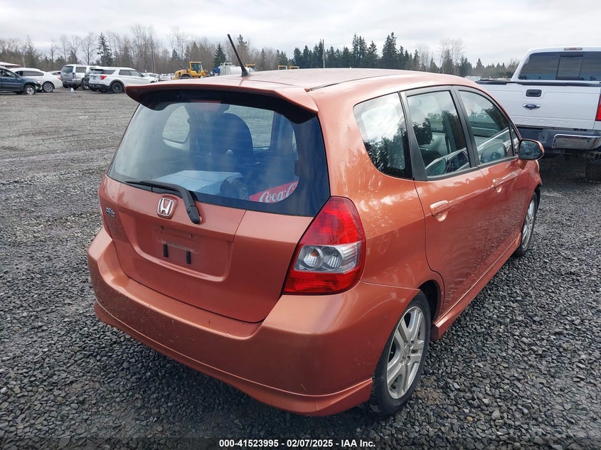 2008 HONDA FIT VIN: JHMGD38678S015462