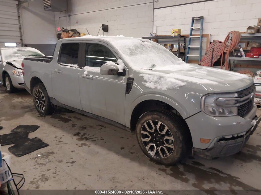 2023 FORD MAVERICK LARIAT - 3FTTW8F9XPRA21111