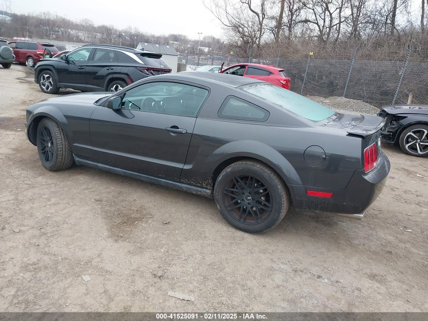 2007 FORD MUSTANG VIN: 1ZVFT80N775324553