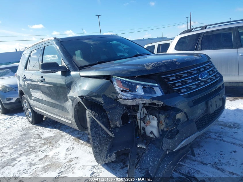 2016 Ford Explorer