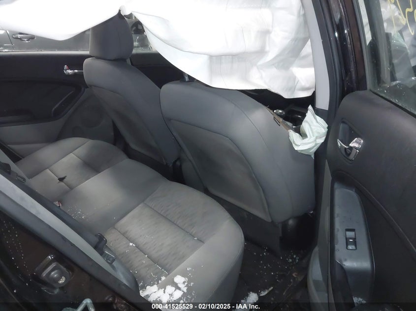2015 KIA FORTE LX - KNAFK4A67F5375102