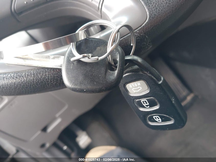 2014 HYUNDAI SONATA VIN: 5NPEB4AC7EH819520