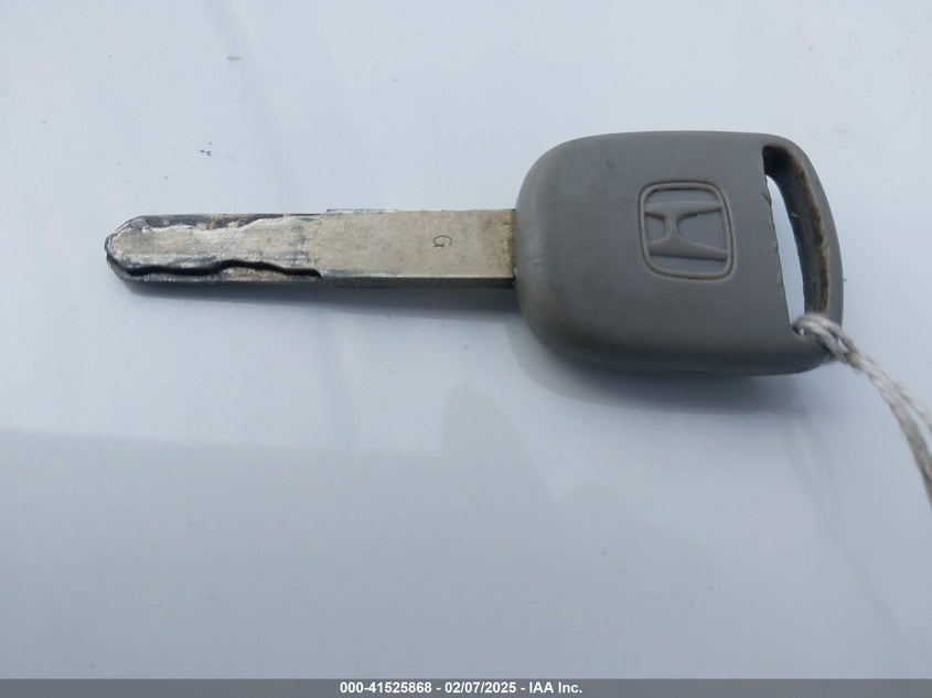 2017 HONDA ACCORD VIN: 1HGCR2F12HA006842