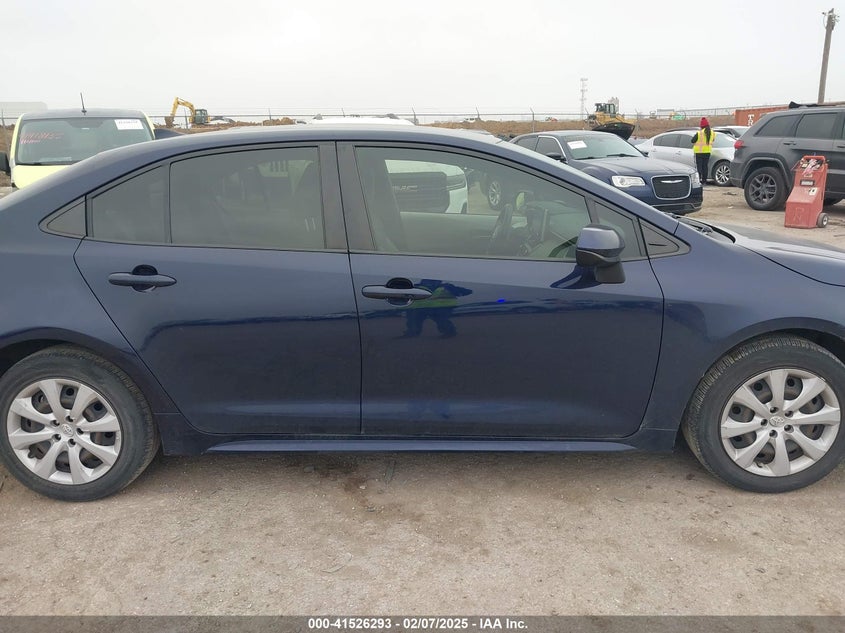2021 TOYOTA COROLLA LE - JTDEPMAE0MJ138155