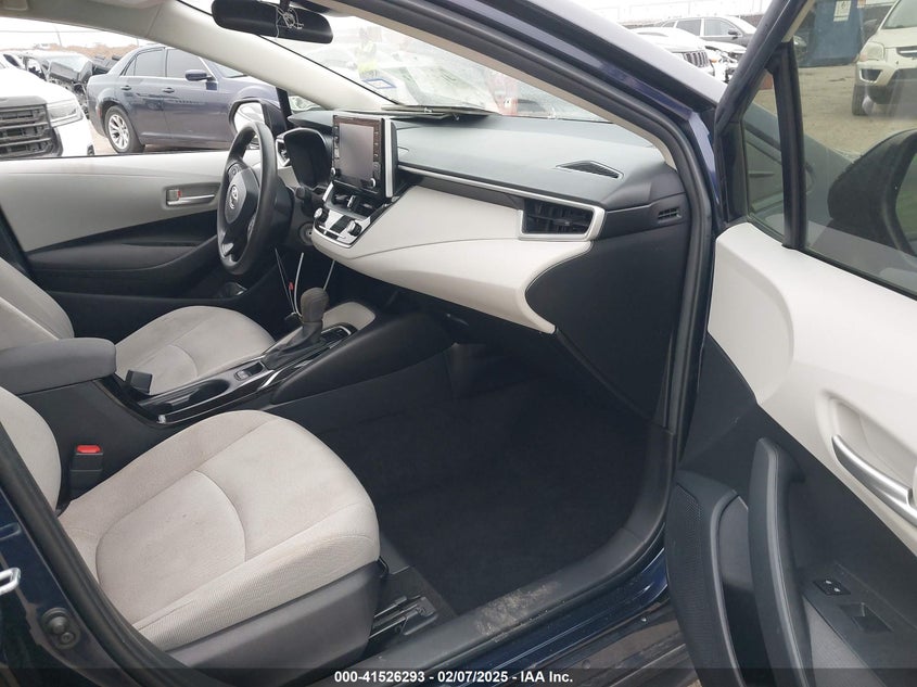2021 TOYOTA COROLLA LE - JTDEPMAE0MJ138155