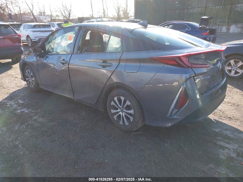 VIN JTDKAMFP1M3183950 2021 TOYOTA PRIUS PRIME XLE