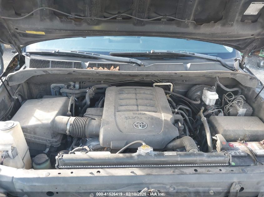 2011 Toyota Sequoia Platinum 5.7L V8 VIN: 5TDDY5G10BS048023 Lot: 41526419