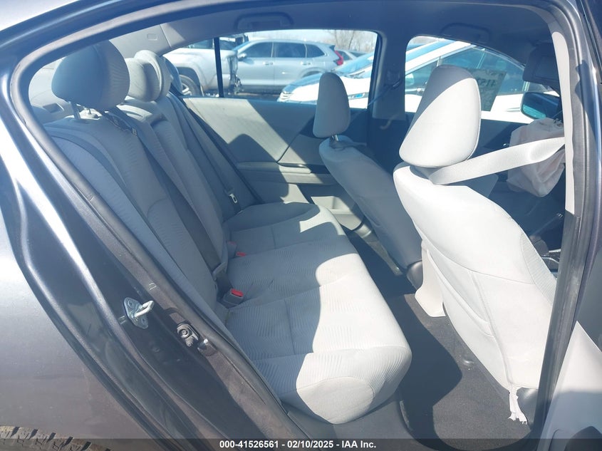 2017 HONDA ACCORD VIN: 1HGCR2F36HA256330