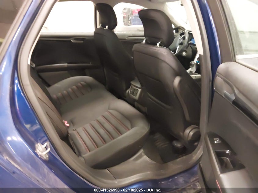 2013 FORD FUSION VIN: 3FA6P0HR7DR100388