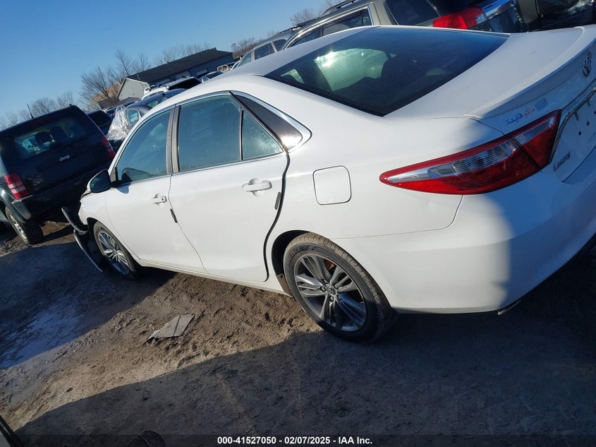 2015 TOYOTA CAMRY SE VIN: 4T1BF1FKXFU955472